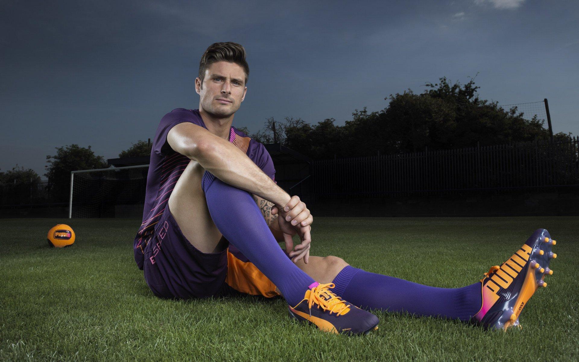 脾气火爆却从未被驱逐,锡伯杜的秘诀到底是什么?