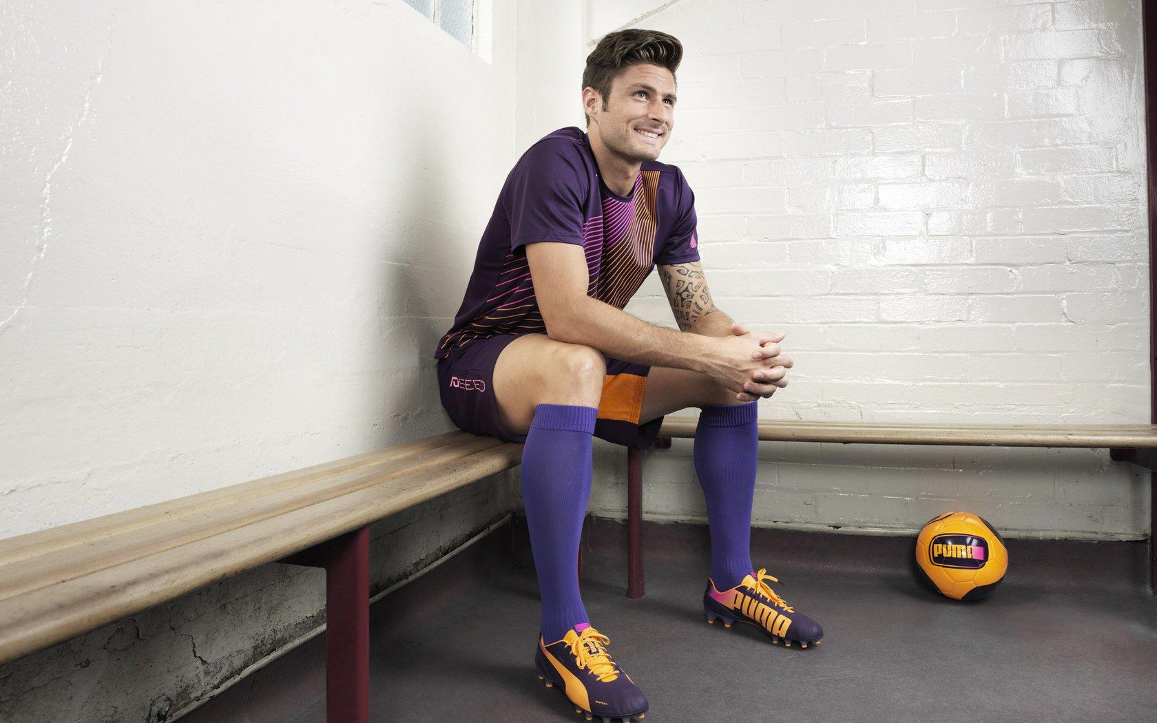 海港亚冠征程再启，不败记忆定格去年冬夜，新赛季挑战不容易