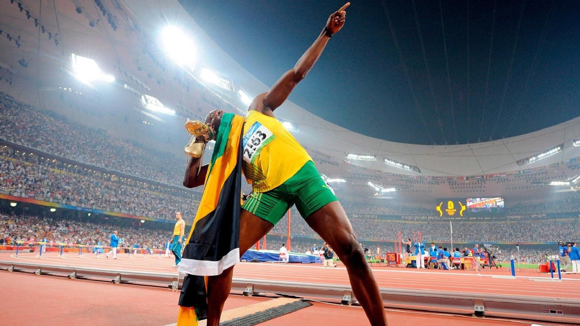 哈兰德场外助攻，建议单身球迷多社交，称爱情可能在任何角落等你